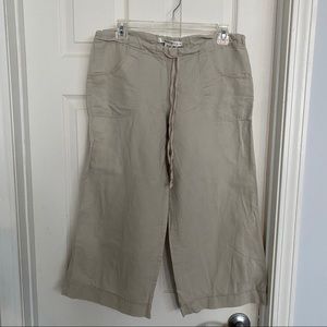 Linen Capri Pants